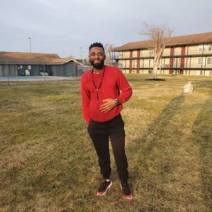 Meet your Posher, Ngayo